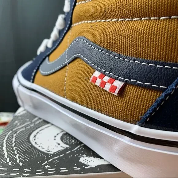 Vans SK8-Hi Reynolds Suede Size 8.5 Mens / 10 Womens